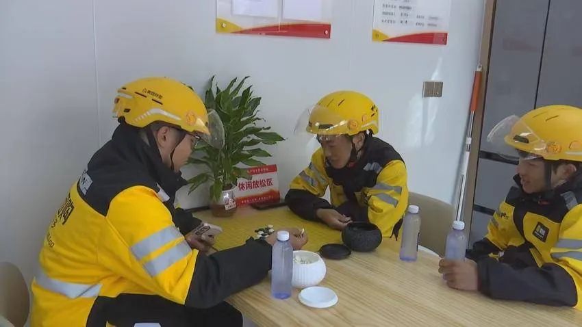 ×ðÁú¿Ê±¡¤(ÖйúÇø)ÈËÉú¾ÍÊDz«!