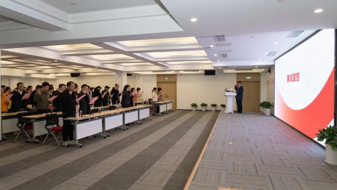 ×ðÁú¿Ê±¡¤(ÖйúÇø)ÈËÉú¾ÍÊDz«!